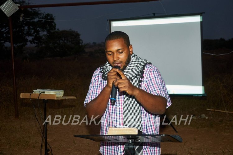 In the darkest streets, in the toughest corners, we will announce JESUS without fear!